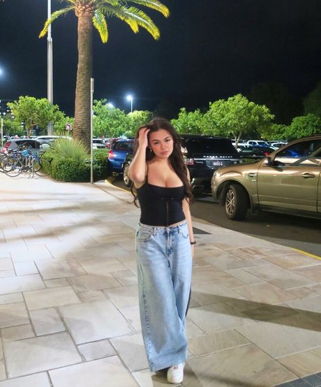 Alyssa Exala xxx archiv