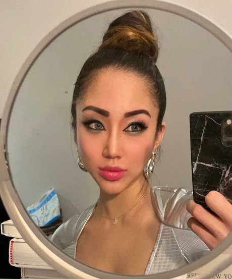 Dajinism pornostar xxx bilder