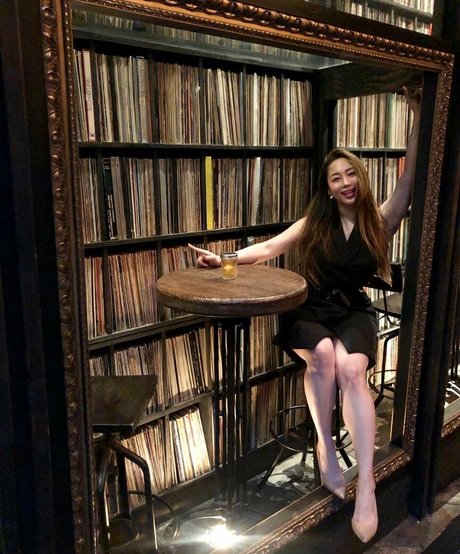 Dajinism pornostar hübsche galerie