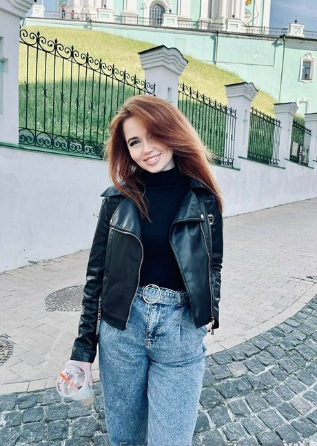 Natalie Lust porno foto