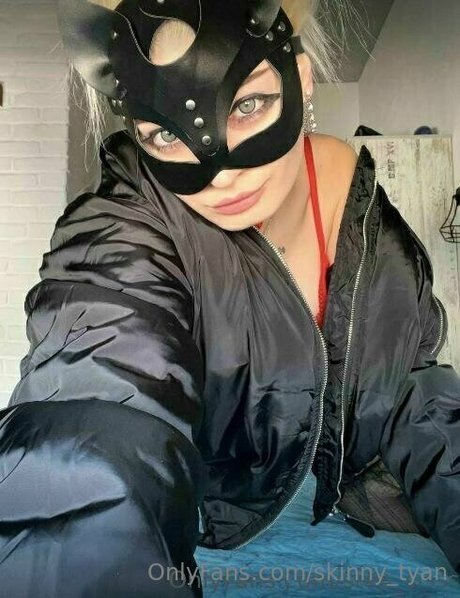 skinny tyan nackt top galerien