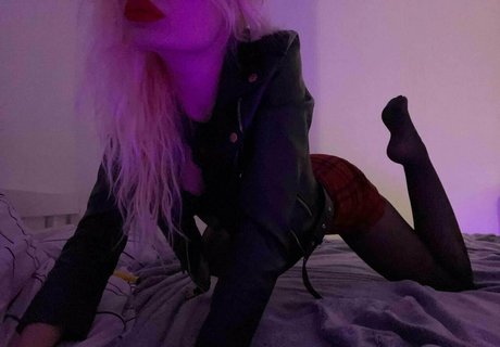 skinny tyan xxx nette fotos