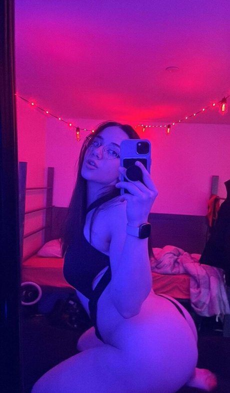 sophiemoo69 pornostar nackt archiv