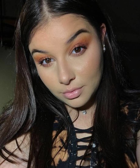 Ilianna freie nacktheit galerie