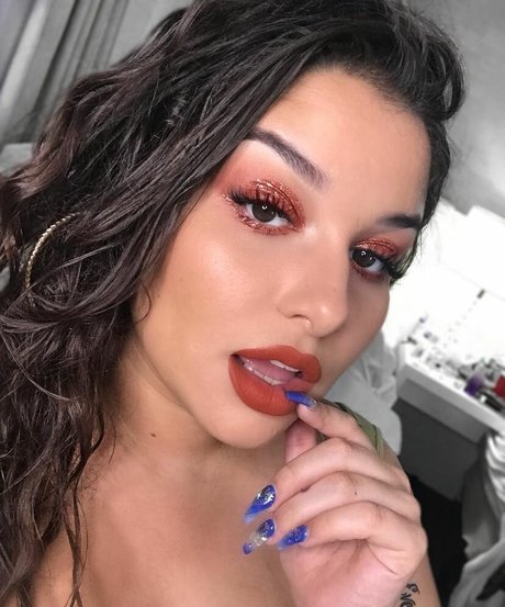 Ilianna hübsche exklusive foto