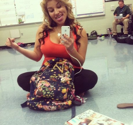 Ilianna top nackten foto