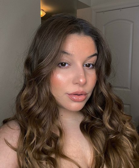 Ilianna xxx heiße foto