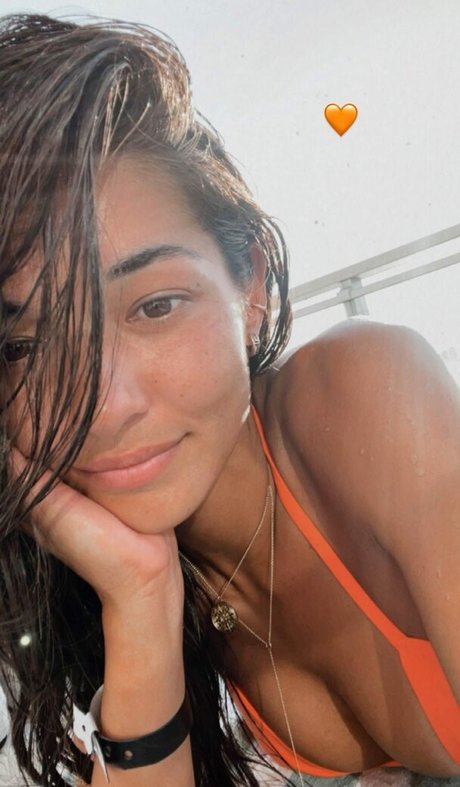 Anelia Moor nackte pornostar bild