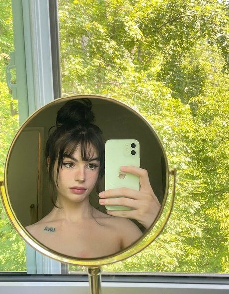 hiravenrose hd nacktheit bild