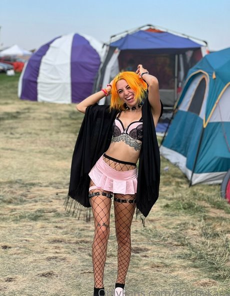 lächeln nur fans heiße nacktheit fotos