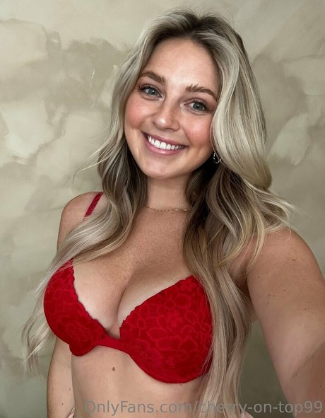 Cherry on top99 erotische foto