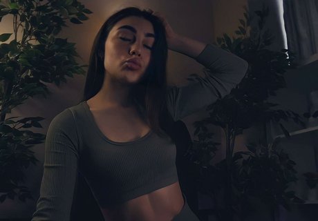 Earlyflowerr nackte foto