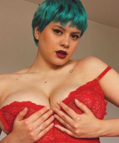 Moonvvenus sexy heiße fotos