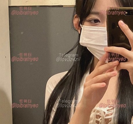 lolbratnyeo nackt sexy bilder