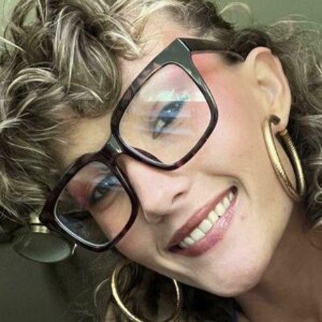 Ahanu Reed beste sexy galerie