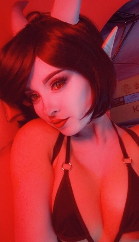 heiße milf-onlyfans erotische nacktheit bilder