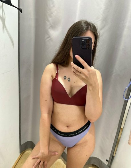 Littlecutenika nacktheit erotische foto