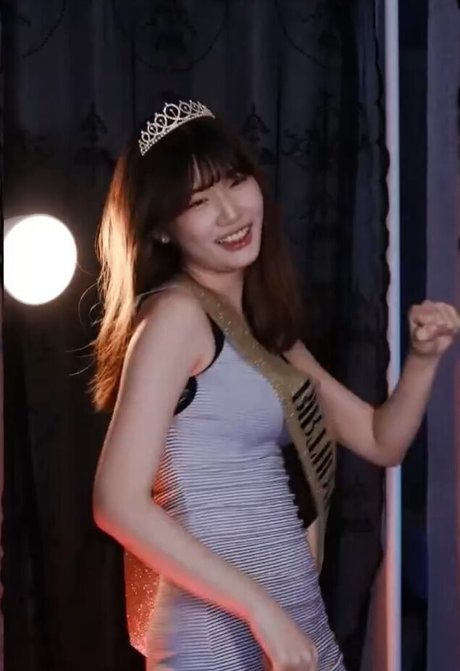 yule__0 03 schauspielerin beste fotos