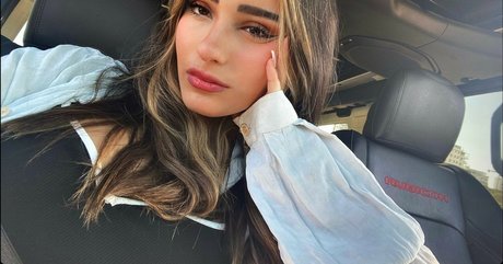 muskel-trans-onlyfans schöne kunst archiv