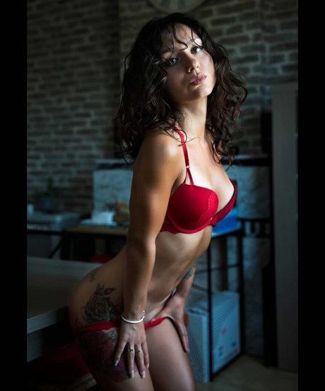 Deeperse exklusive nackten foto