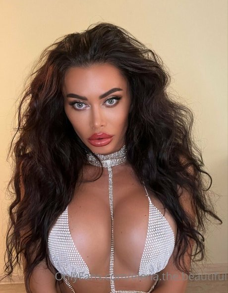 elena beautybb schauspielerin nette foto