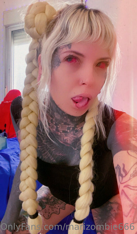 marizombie666 top nackte foto