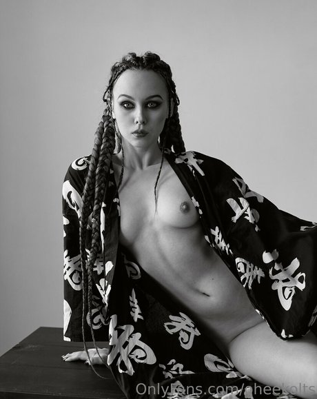 Oheekolts nackt pornographische foto