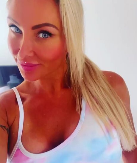 Laura Hermansen xxx pornografische fotos