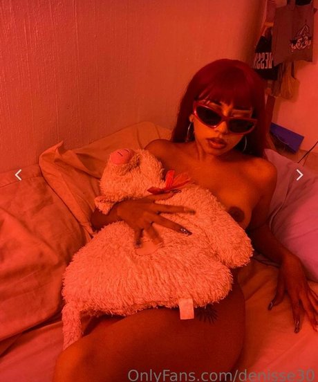 denisse30 pornographische pornostar bild