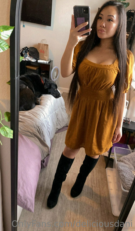 DeliciousDani freie nackt foto