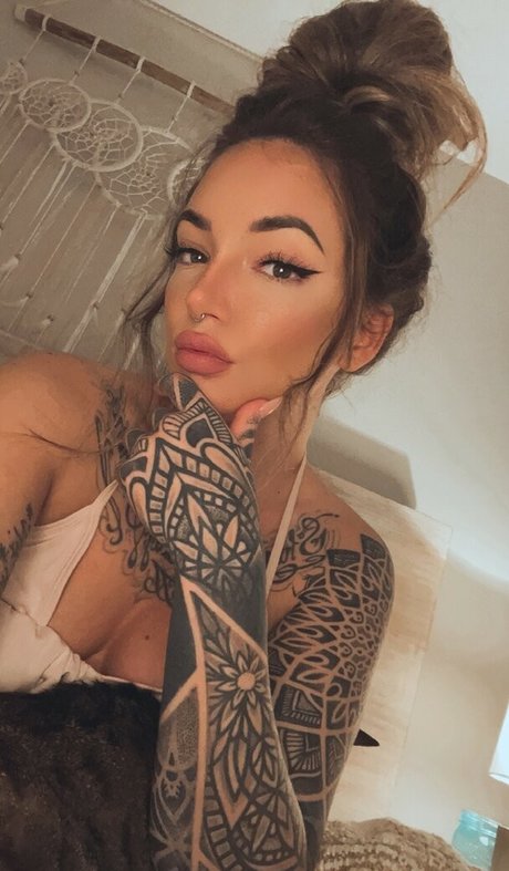 Brittany Zapata heiße porno bild