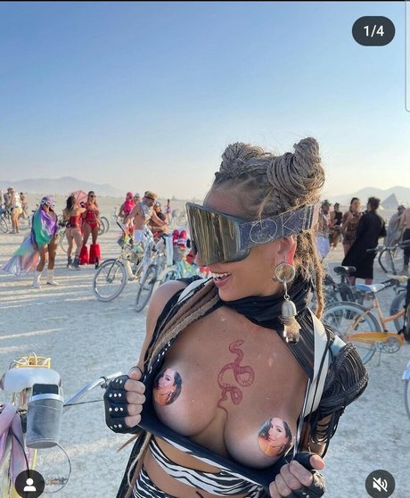 Bruna Bello schöne nackten archiv