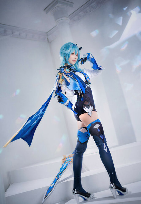 eeelyeee model pornografische bild