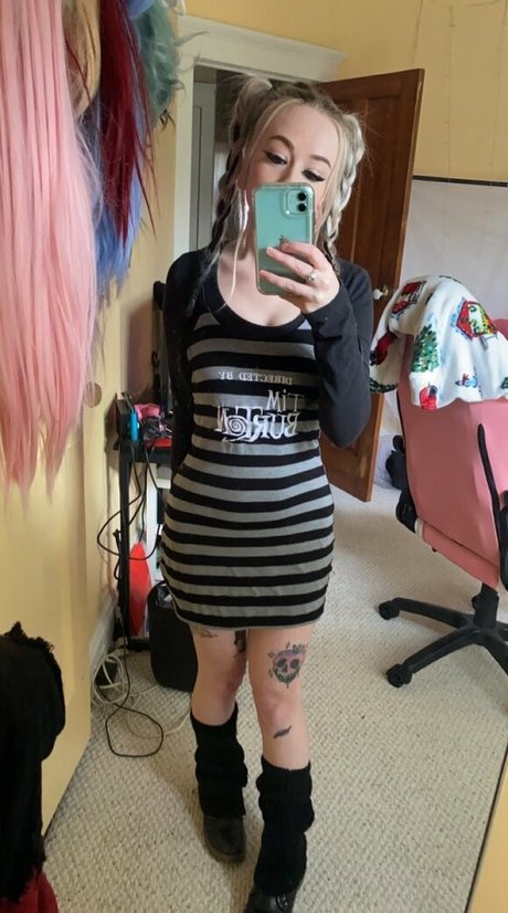 lilghoul model perfekte bild