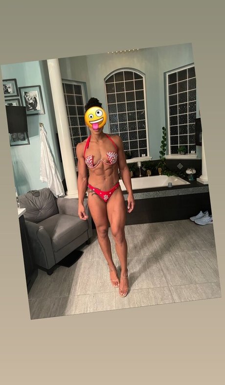 vollbusige rothaarige onlyfans nacktheit erwachsene bild
