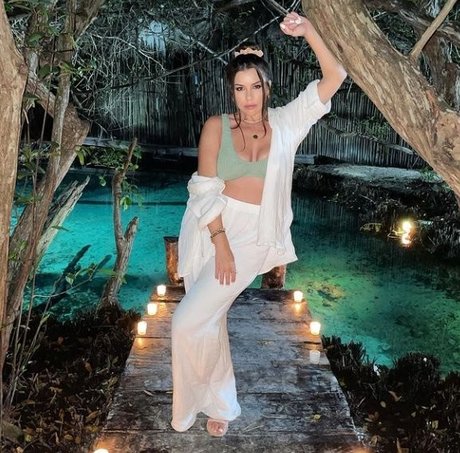 Imogen Thomas freie bild