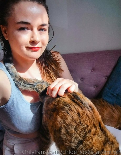 chloe loves attention nacktheit kostenlose fotos