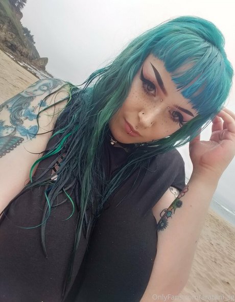 aratani model top archiv