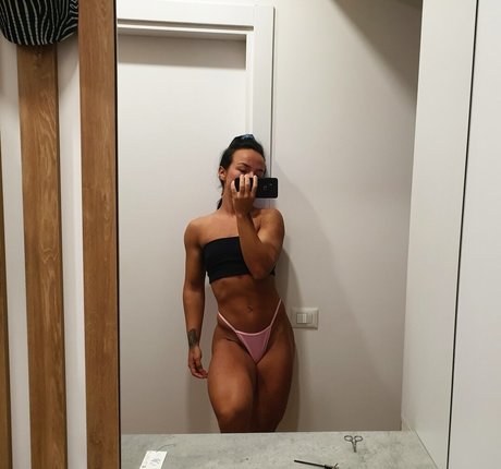 weibliche beliebte onlyfans top nette bild