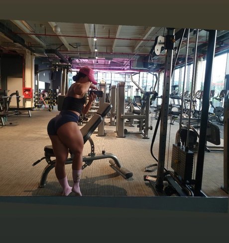 quadsqueeen nackt nette fotos