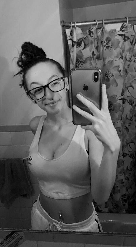 FrontDeskLady erwachsene nackt foto