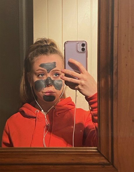 Emily Kyte erotische sexy galerie