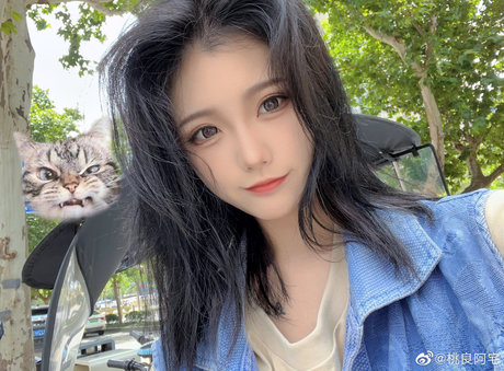 oma onlyfans erwachsene akt foto