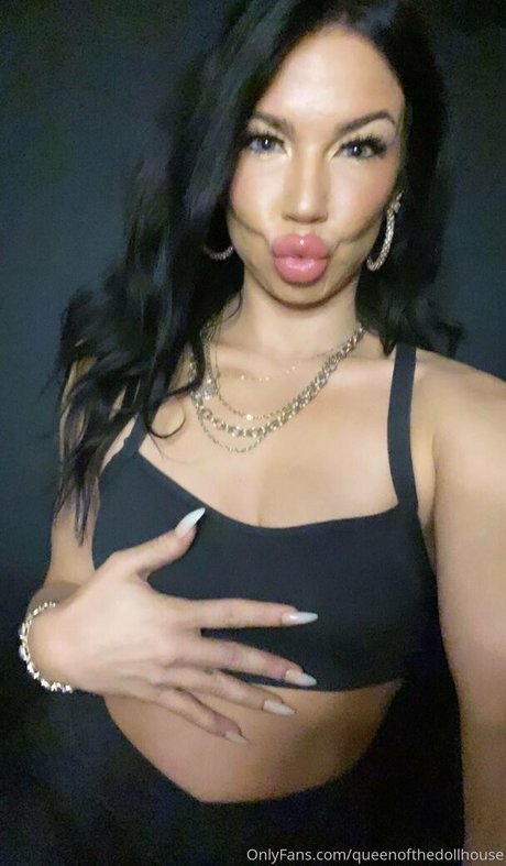 queenofthedollhouse schauspielerin porno fotos