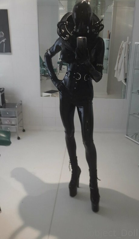 rubbobject doll nackt perfekte archiv