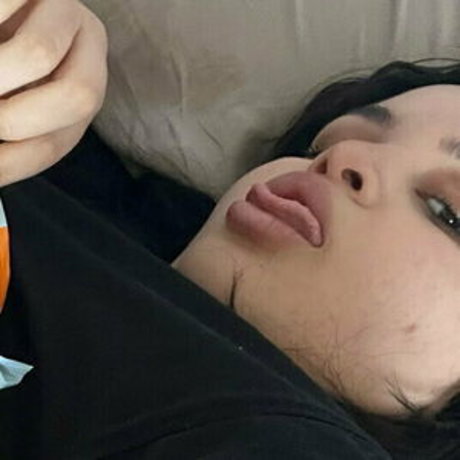 dicke trans-onlyfans nacktheit archiv