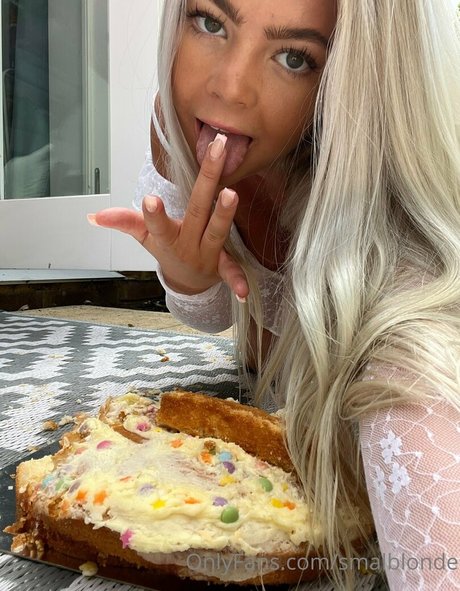 smalblonde top xxx bild