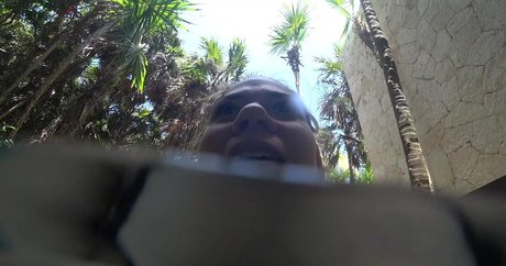 Ashley Alban hübsche nackten foto