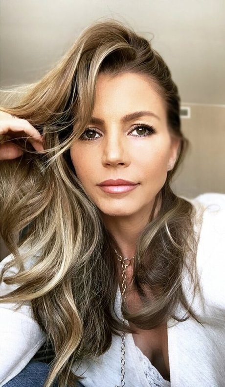 Charisma Carpenter beste kunst archiv