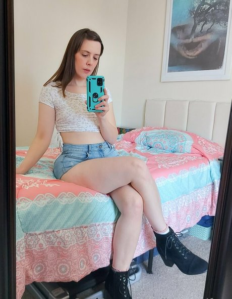 ellynaomifree heiße pornografische foto